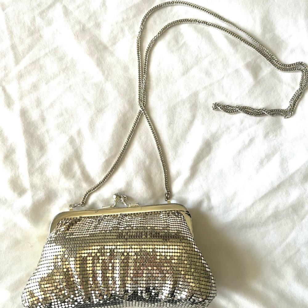 Sparkling Metallic Clutch - Picture 2 of 9